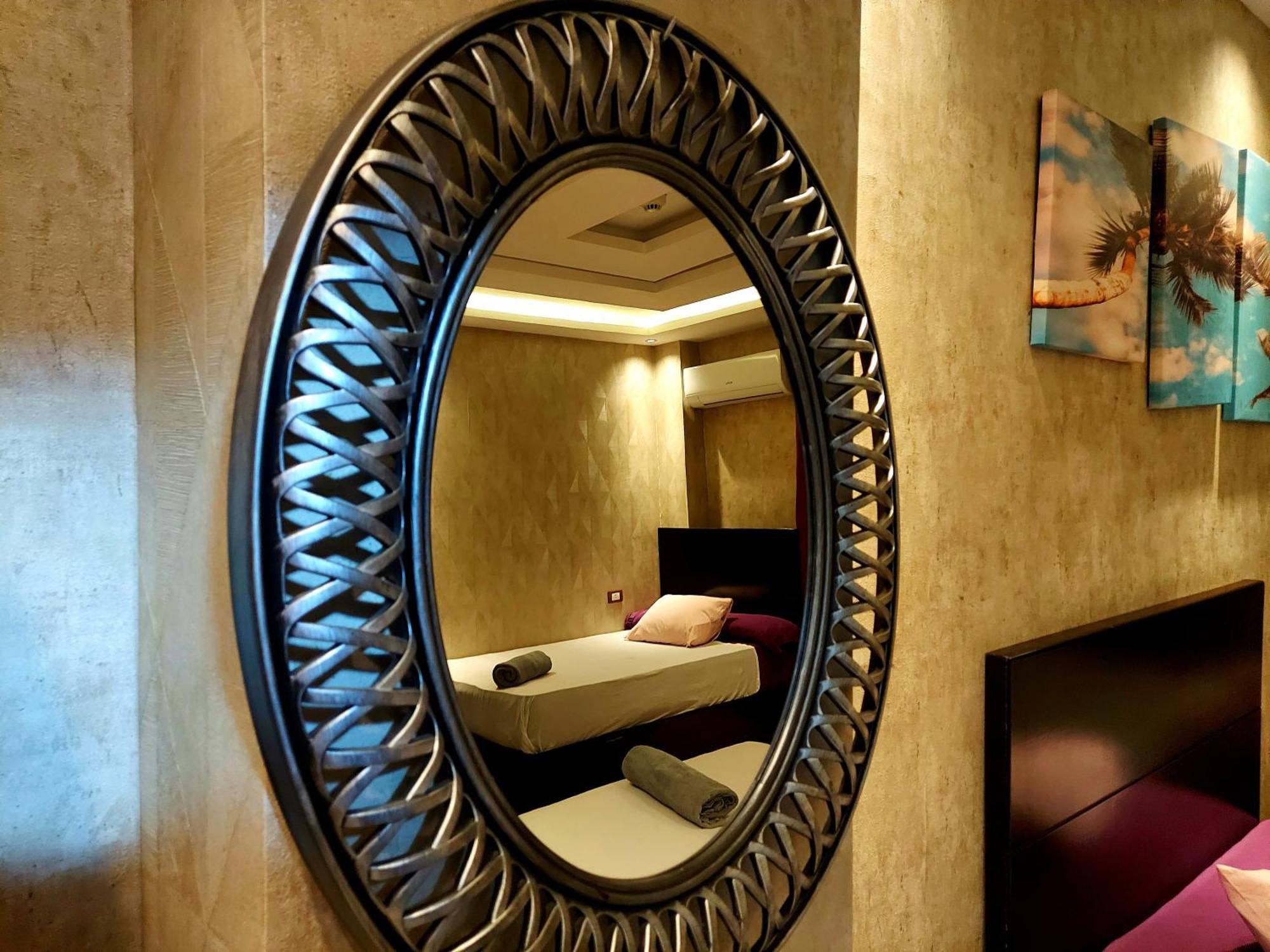 Pyramids Planet Hotel Ghatati Chambre photo